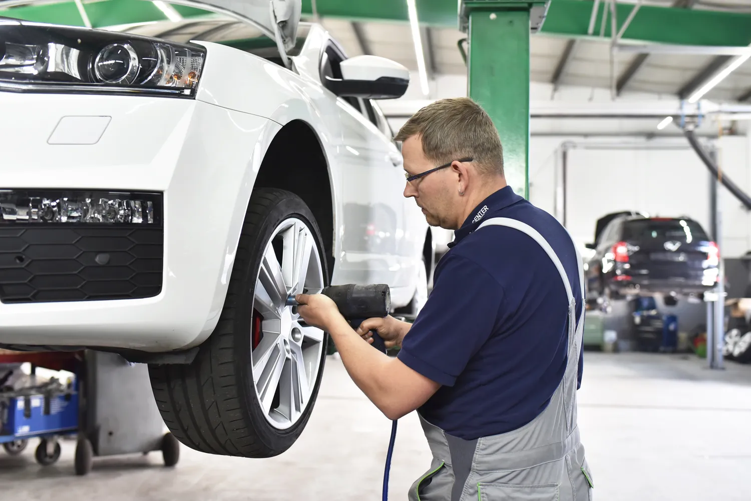 Warsztat samochodowy - podstawowe informacje o usługach