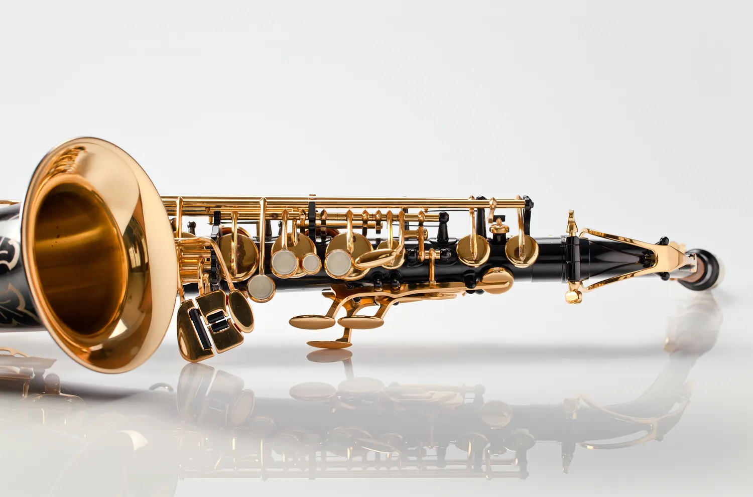 Kto stworzył saksofon?